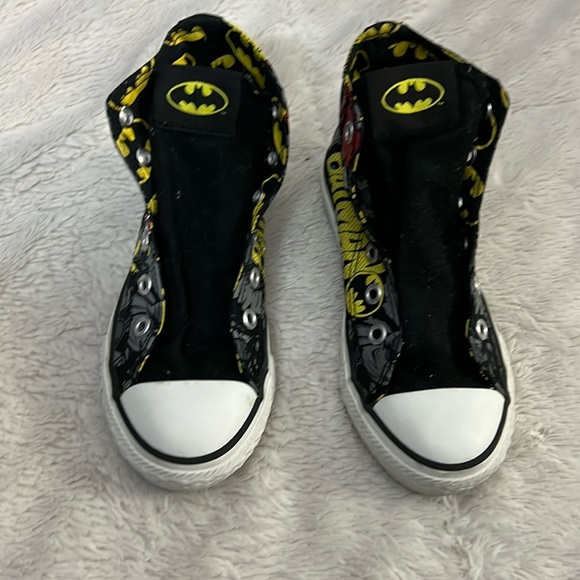 Limited Edition Batman Converse (12) - Picture 1 of 6